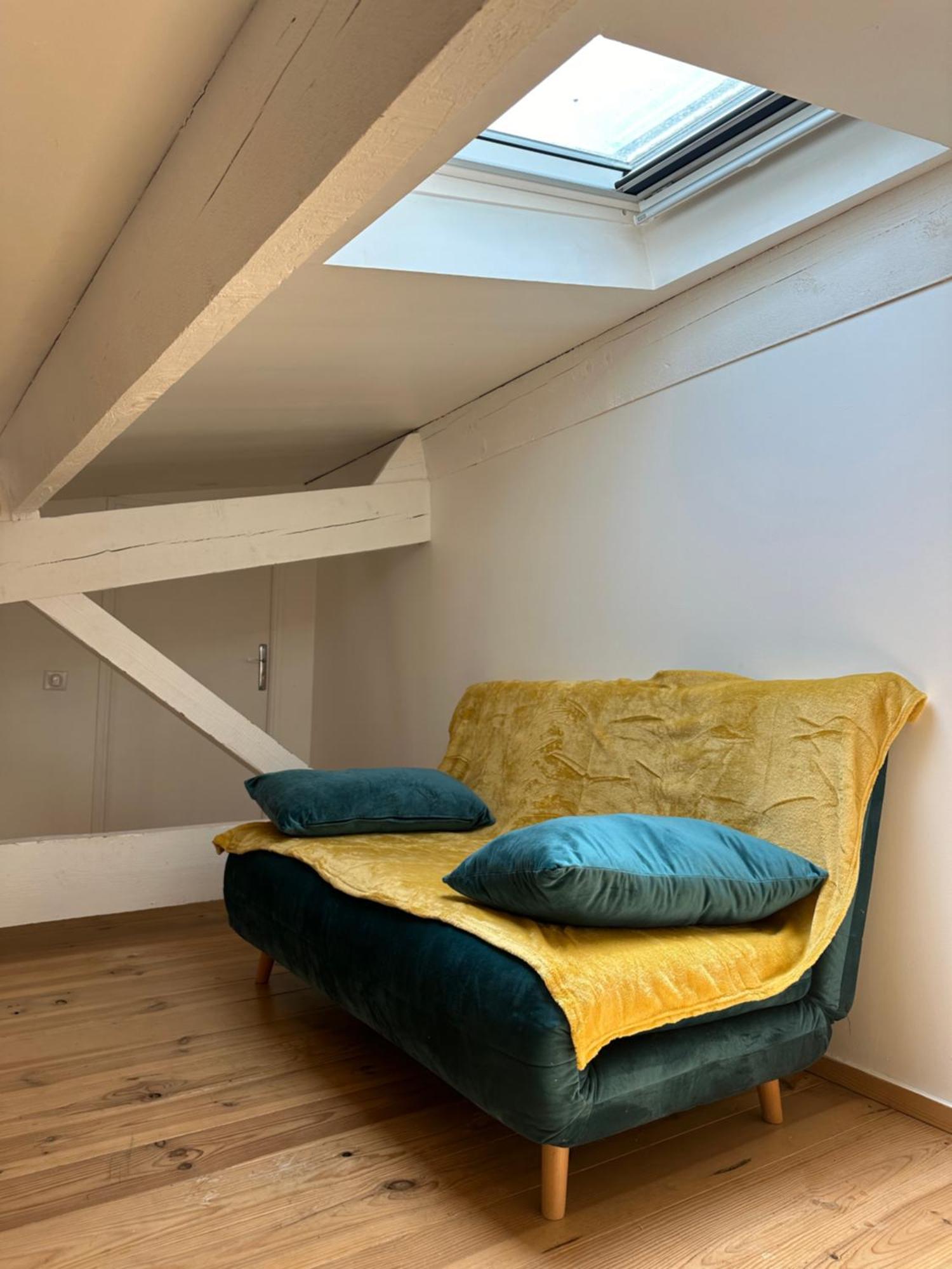 Appartement Avec Vue Sur L Eglise Des Saintes Eksteriør bilde